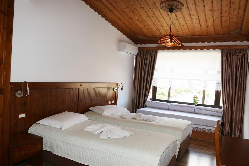 Hotel Kodra Gjirokaster Exterior photo